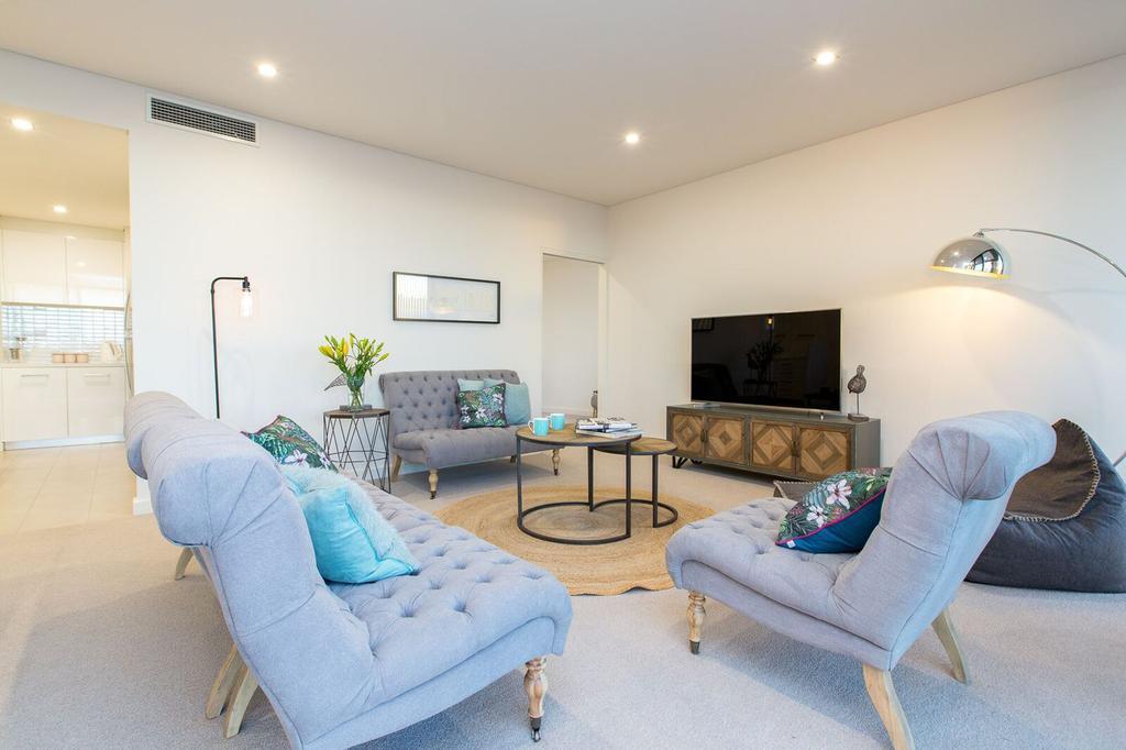 Luxury Four Bedroom Apartment With Swimming Pool Wagga Wagga Luaran gambar